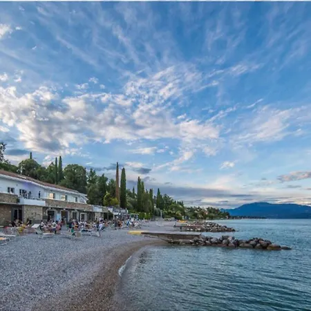 Via Antica Padenghe sul Garda
