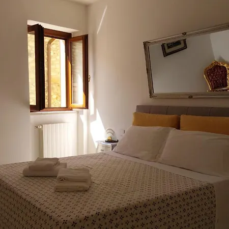 Via Antica * Padenghe sul Garda